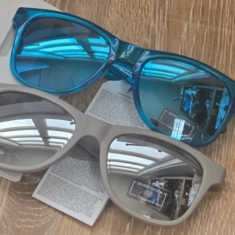 Pack de 2 Gafas de Sol color azul y gris