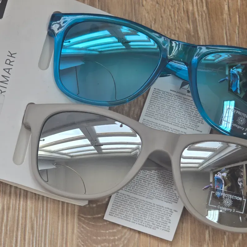 Pack de 2 Gafas de Sol color azul y gris