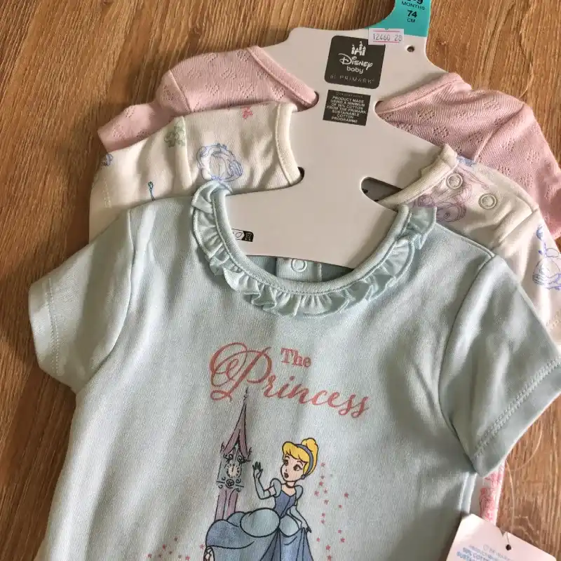 Pack de 3 bodys con princesas 