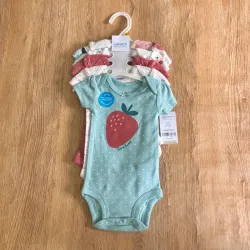 Pack de 5 bodys con fresas 