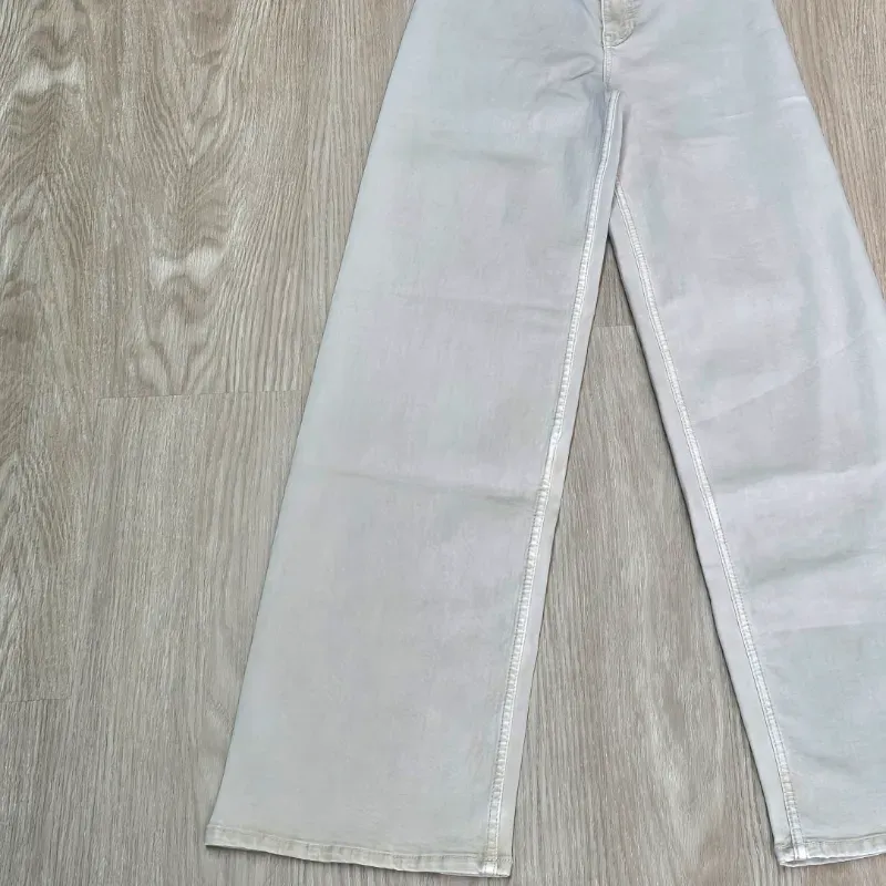 Pantalon Ancho elegante color Beich