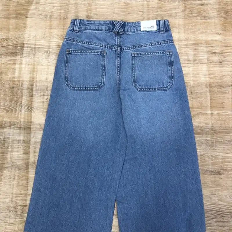 Pantalón ancho Mango de mezclilla 