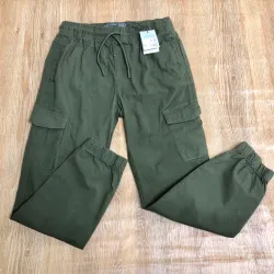 Pantalón cargo color verde