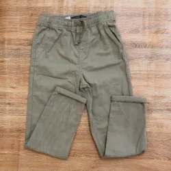Pantalón color beige 