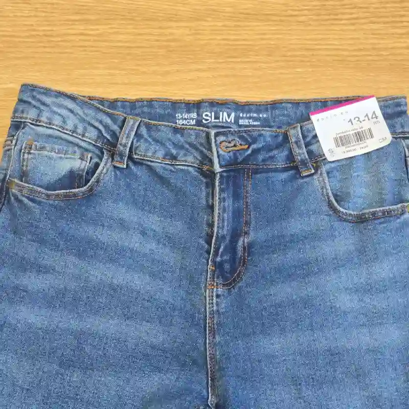 Pantalón de mezclilla azul