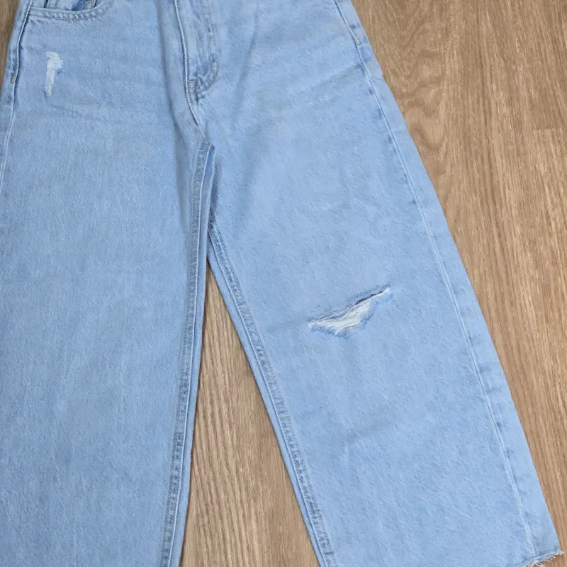 Pantalon de Mezclilla rasgado