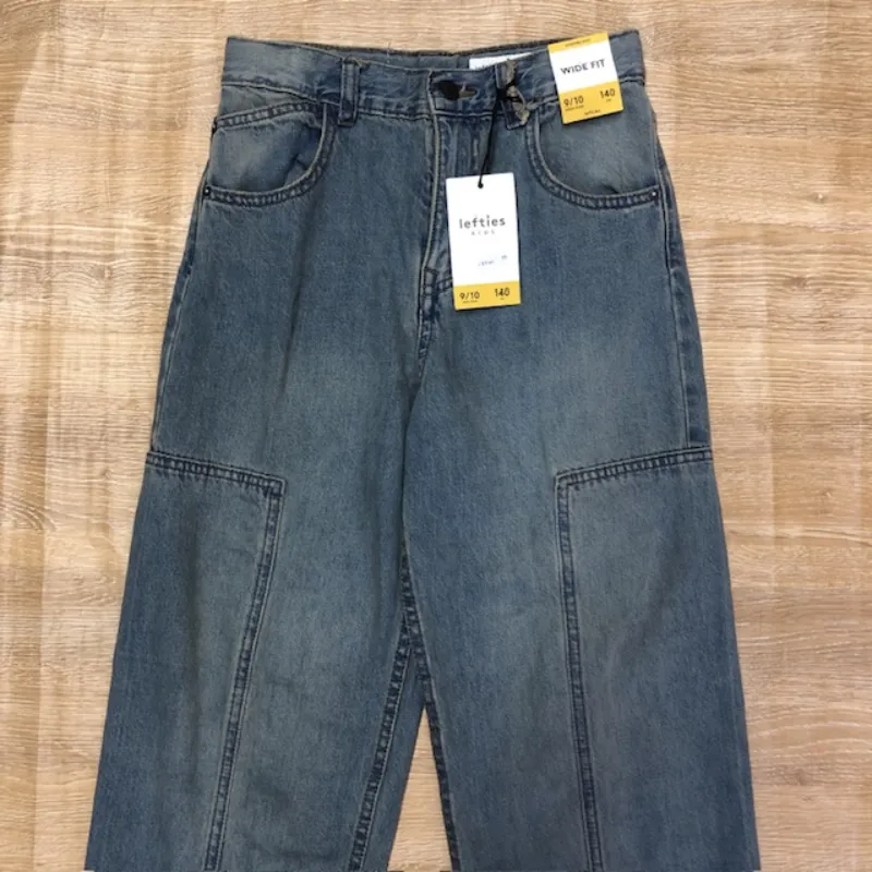 Pantalón de patas anchas