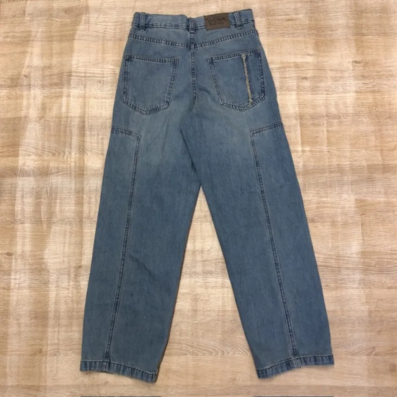 Pantalón de patas anchas