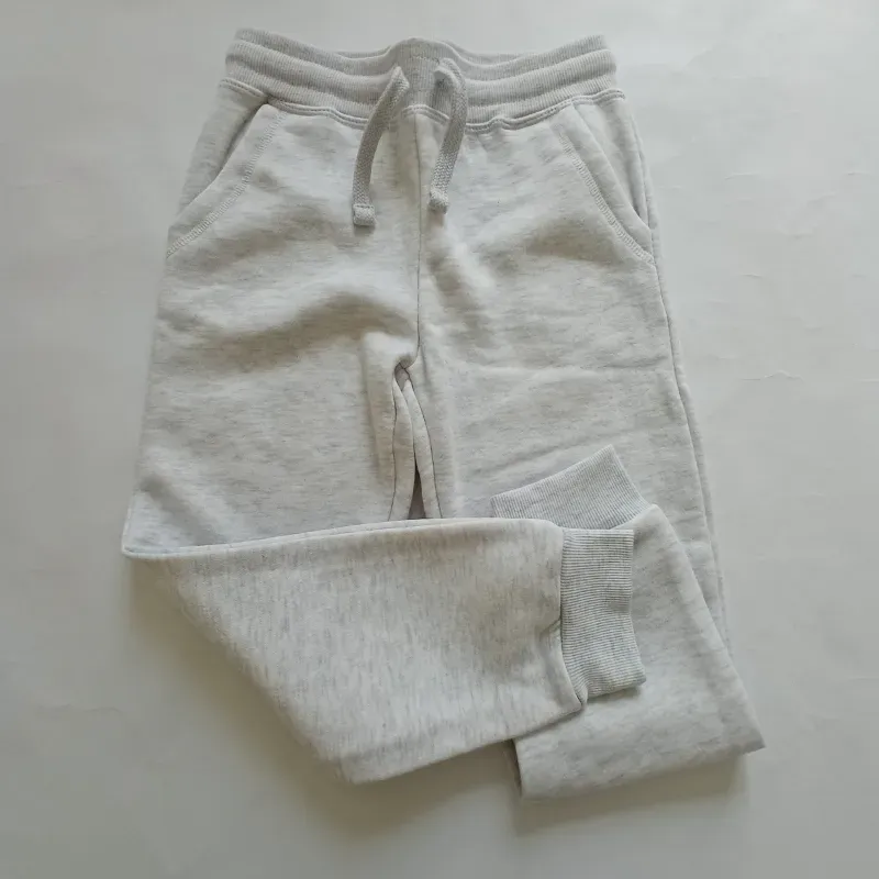 Pantalón gris claro 