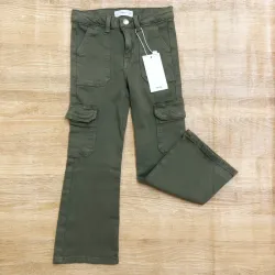 Pantalón Mango color verde olivo 