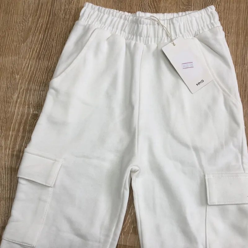 Pantalón Mango de felpa color blanco