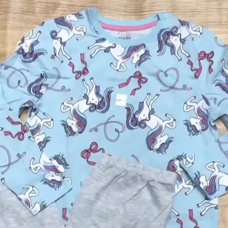 Pijama con unicornios 