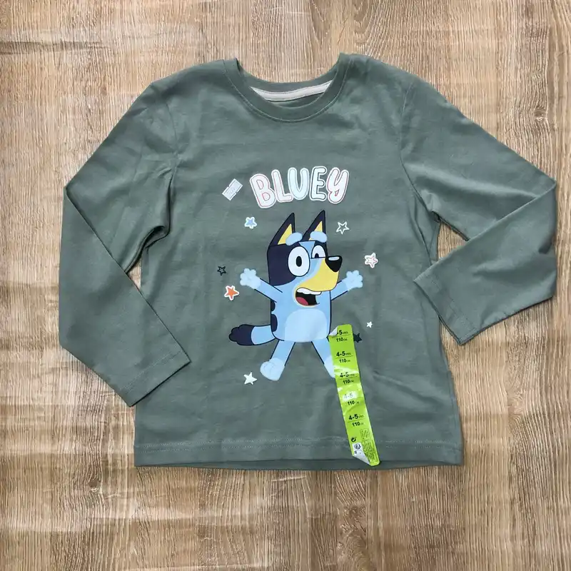 Pijama de Bluey color verde