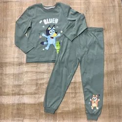 Pijama de Bluey color verde