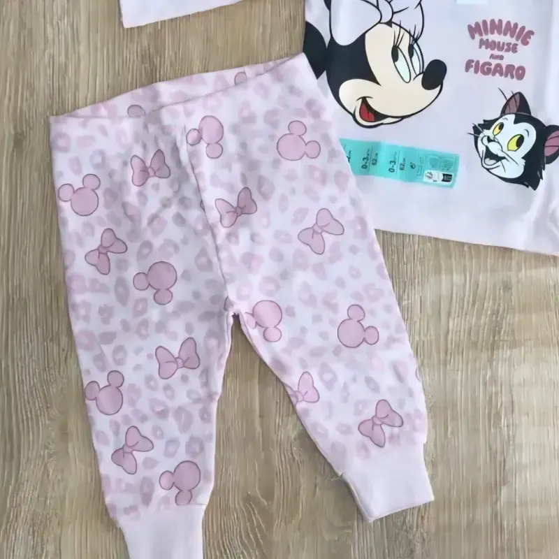 Pijama de Minnie Mouse color rosado