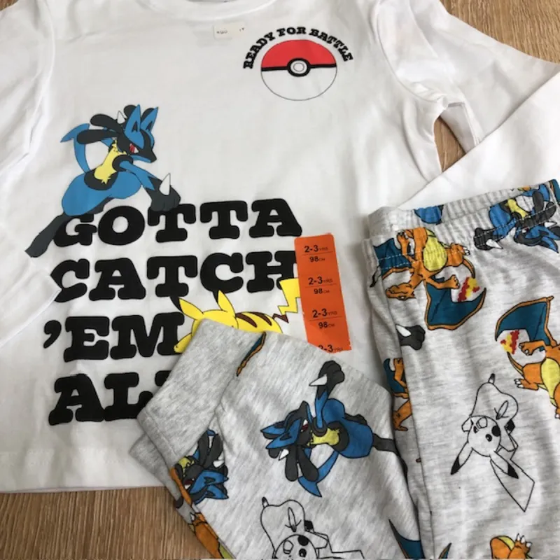 Pijama de Pokémon color blanco 
