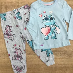 Pijama de Stich con corazones 