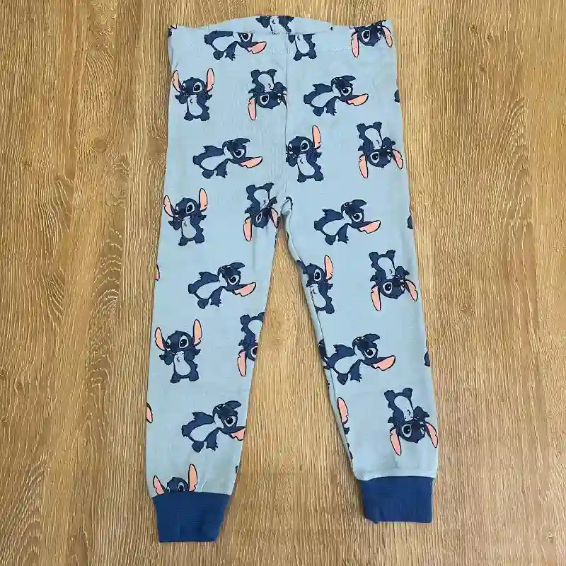 Pijama de Stitch azul claro