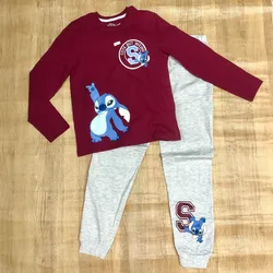Pijama de Stitch color rojo vino 