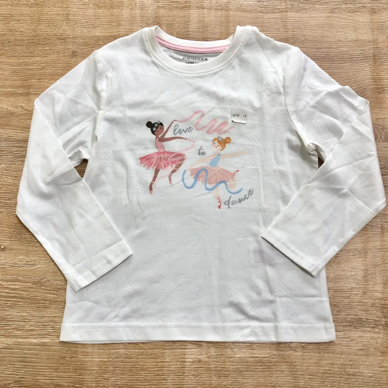 Pijama con bailarinas color rosado y blanco