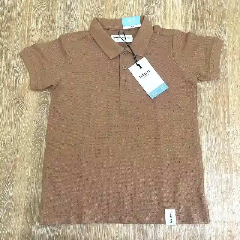 Polo color marrón 