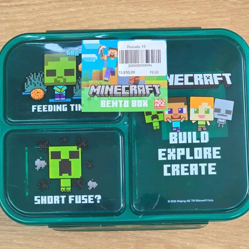 Pozuelo con compartimientos de Minecraft