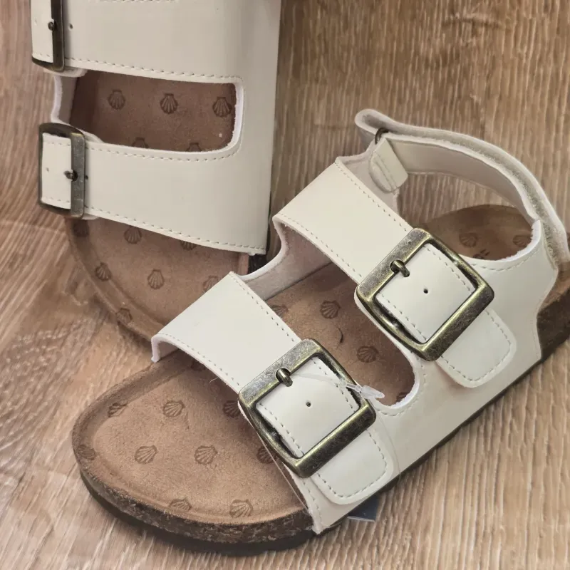 Prácticas Cerradas color Beich