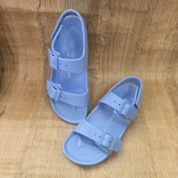 Prácticas Engomadas color azul celeste