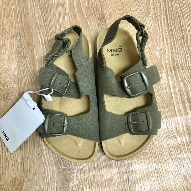 Prácticas Mango color verde 