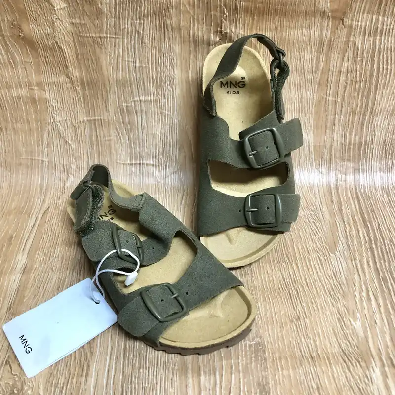 Prácticas Mango color verde 