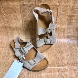 Prácticas Mango de cuero color beige 