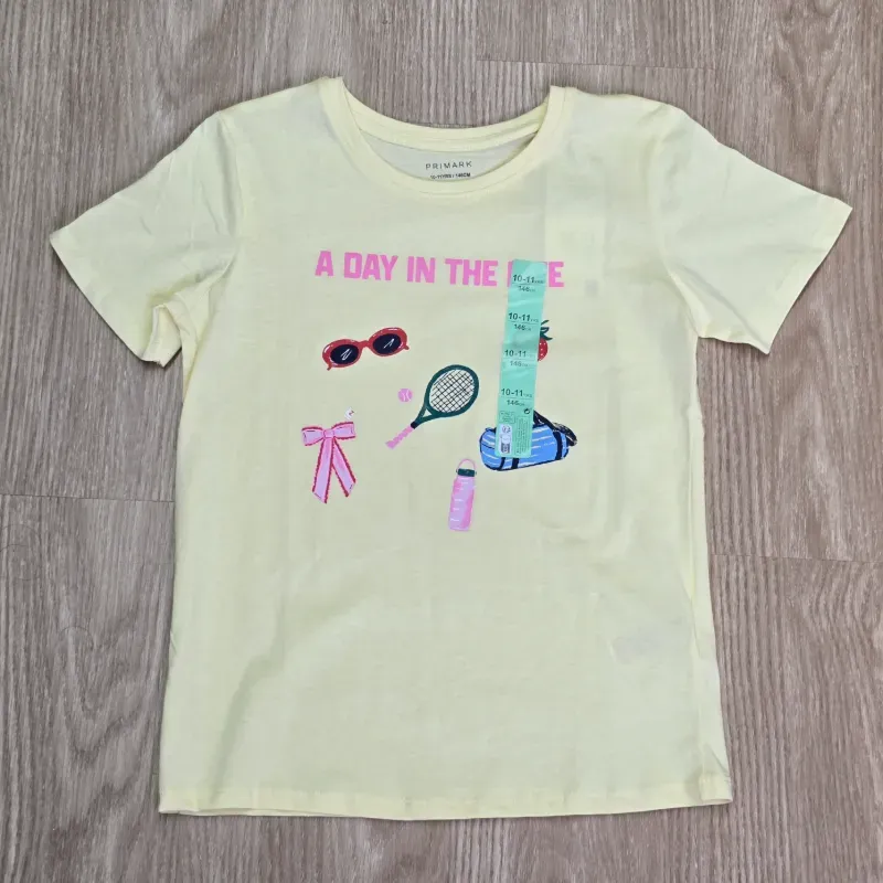 Pulover amarillo A Day in the Life