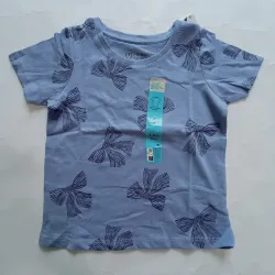 Pulóver azul con lazos 