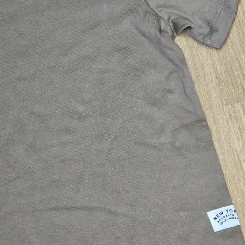 Pulover basico color marrón