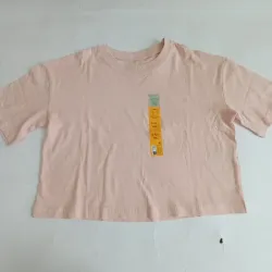 Pulóver cajita de color rosado 