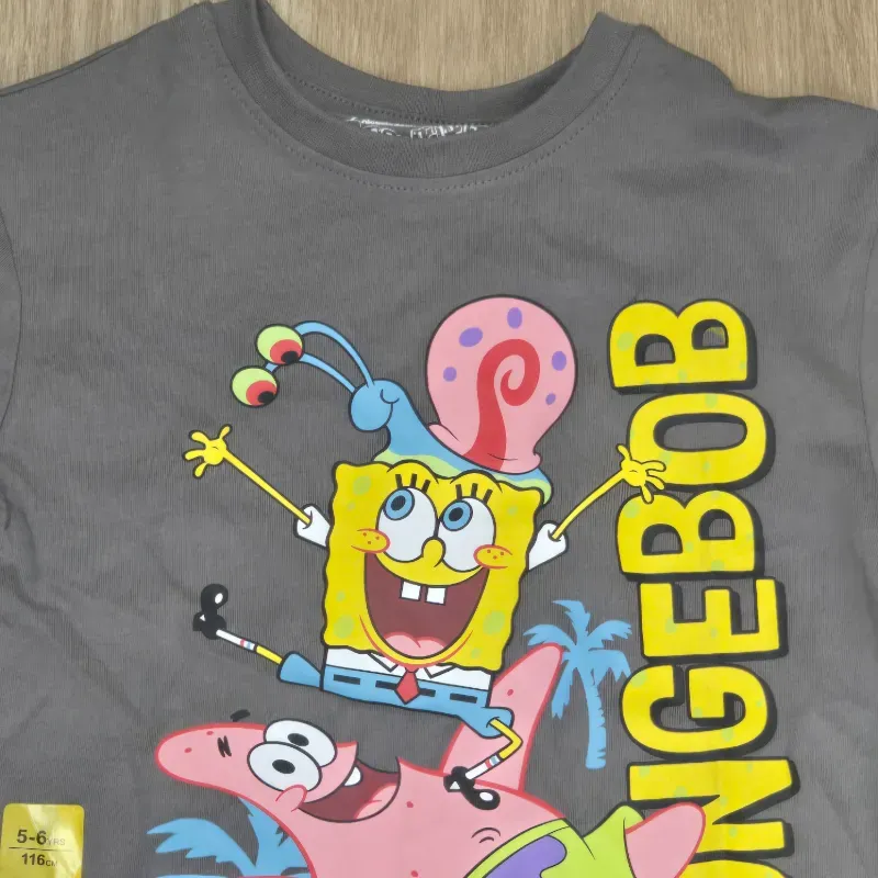 Pulover color gis de Bob Esponja