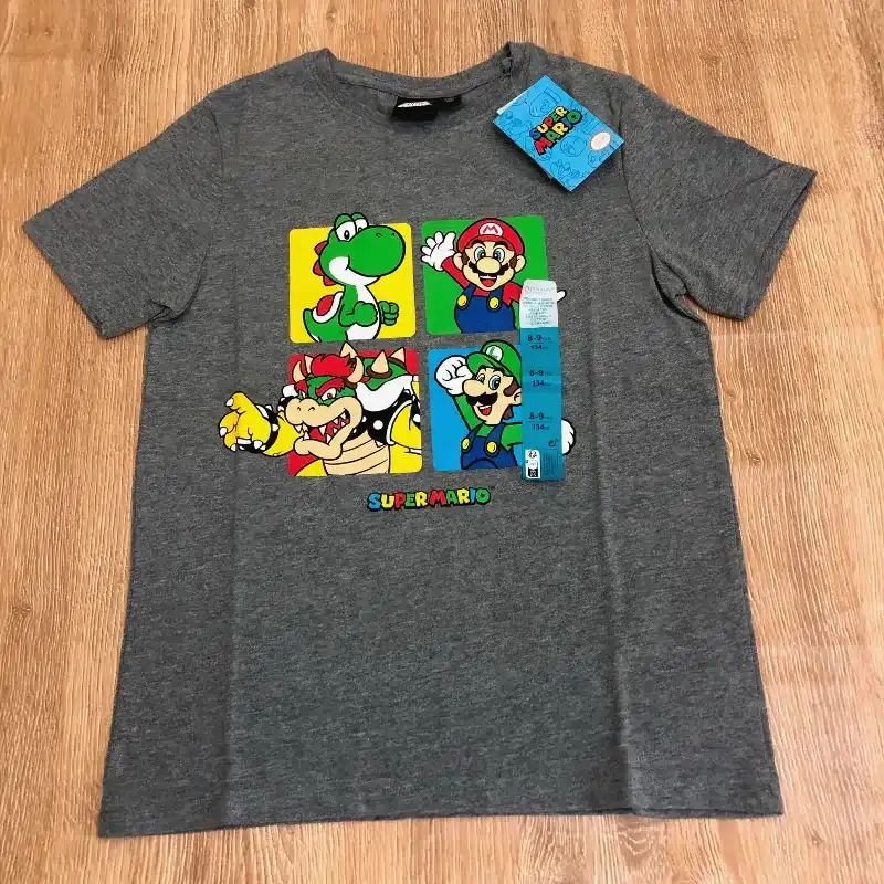 Pulóver color gris con Super Mario 
