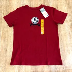 Pulóver color rojo con pelota de fútbol 