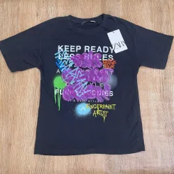 Pulóver con grafitis de colores