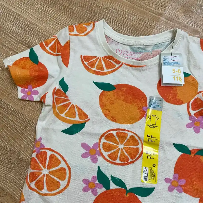 Pulóver con naranjas