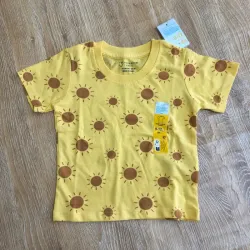 Pulóver con soles color amarillo 