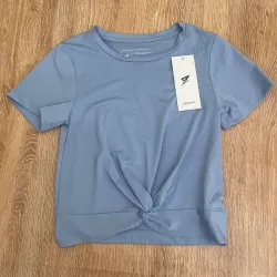 Pulóver de color azul 