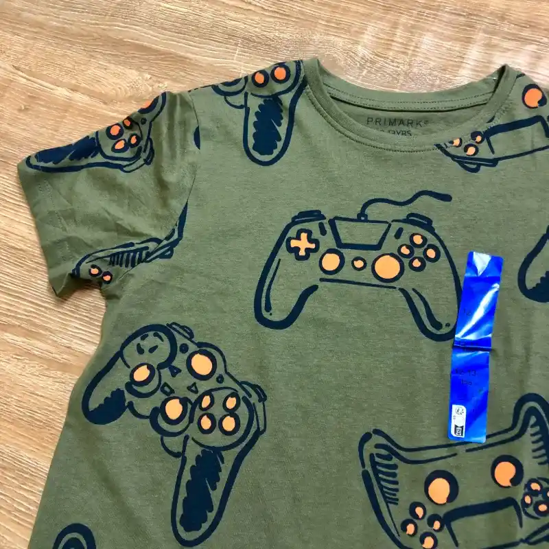 Pulóver de videojuegos color verde