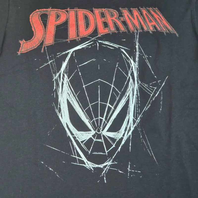 Pulover negro de Spiderman