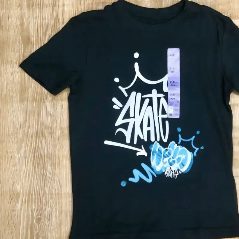 Pulóver “Skate” color negro 