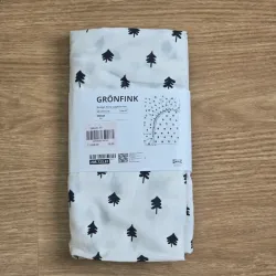 Sábanas color blanco con pinos negros