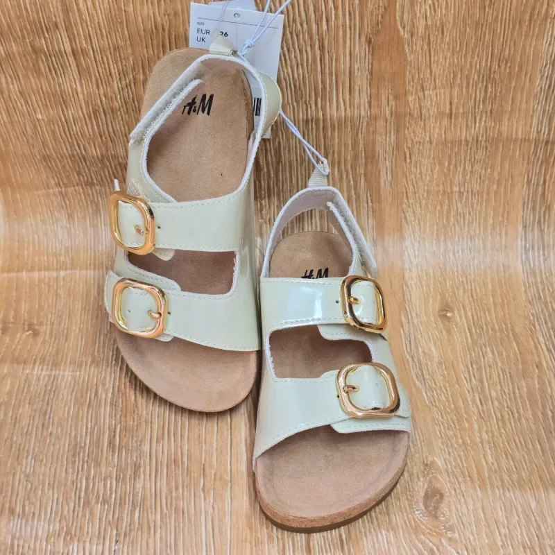 Sandalias beige c/ Hebillas dorada