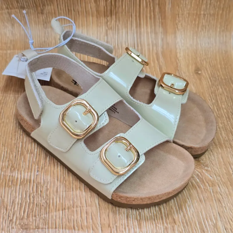 Sandalias beige c/ Hebillas dorada
