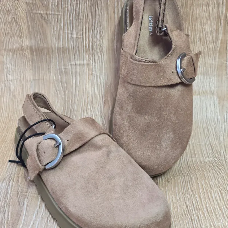 Sandalias Cerradas De Gamuza