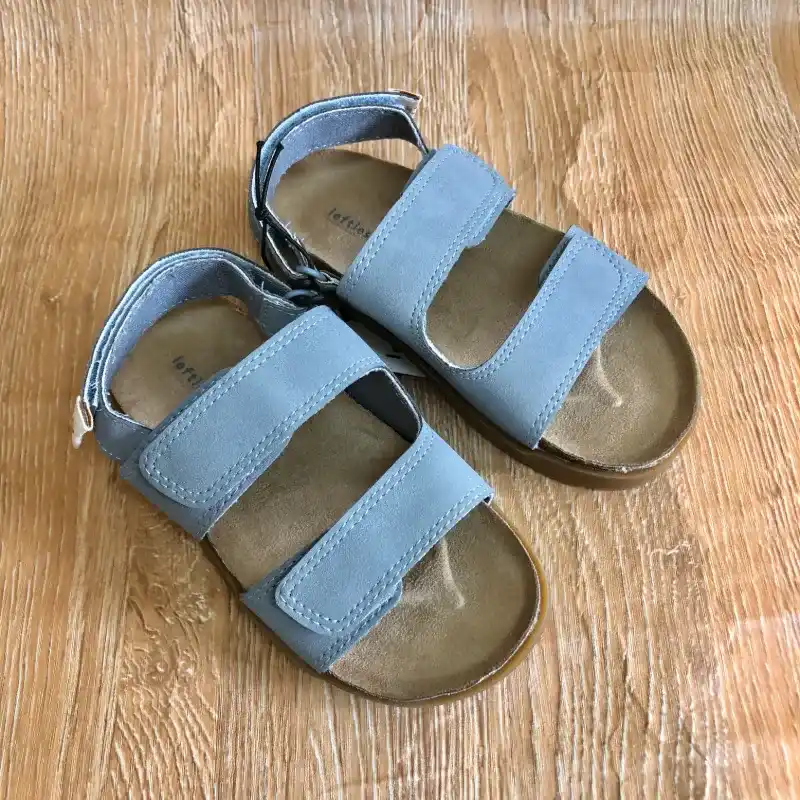 Sandalias color azul claro 